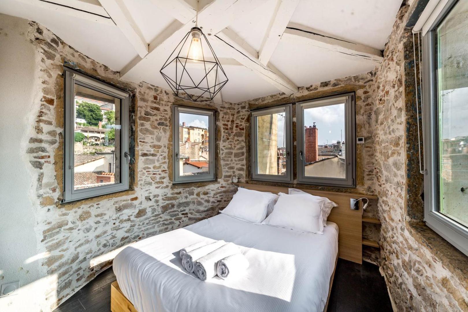 Sky'Room - Jacuzzi & Vue - Vieux Lyon Eksteriør bilde